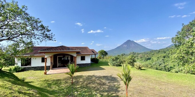 <p>Escape to the tranquil beauty of Serenity House, a spacious three-bedroom retreat nestled in the heart of El Castillo's rainforest.  Surrounded by lush greenery and the sounds of exotic wildlife, this beautifully decorated home offers a peaceful escape for up to six guests.  Enjoy the refreshing infinity-edge pool, fully equipped kitchen, and comfortable living spaces, all while staying cool with natural breezes and ceiling fans.  With its convenient location near El Castillo's attractions and activities like volcano hikes, ziplining, and waterfall explorations, Serenity House provides the perfect blend of relaxation and adventure.  A 4WD vehicle is recommended for accessing this secluded haven, but once you arrive, you'll be immersed in the tranquility and natural wonders of Costa Rica.</p>