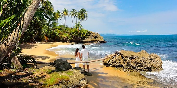 Costa Rica Backpacker Destinations for Budget Travel
